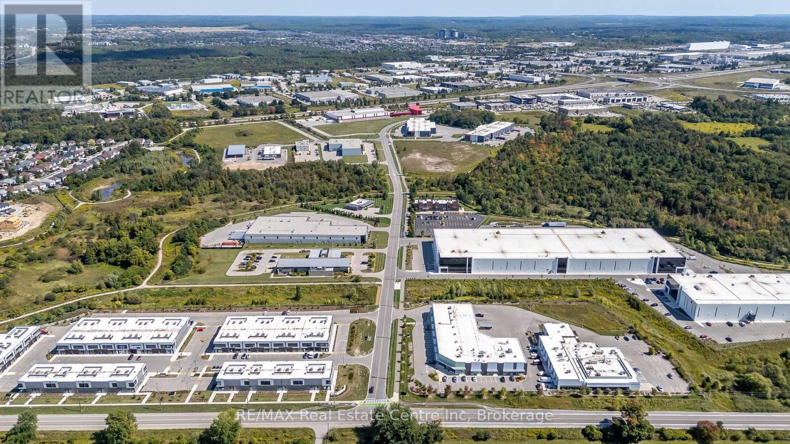 8 - 587 Hanlon Creek Boulevard, Guelph (Kortright Hills), ON