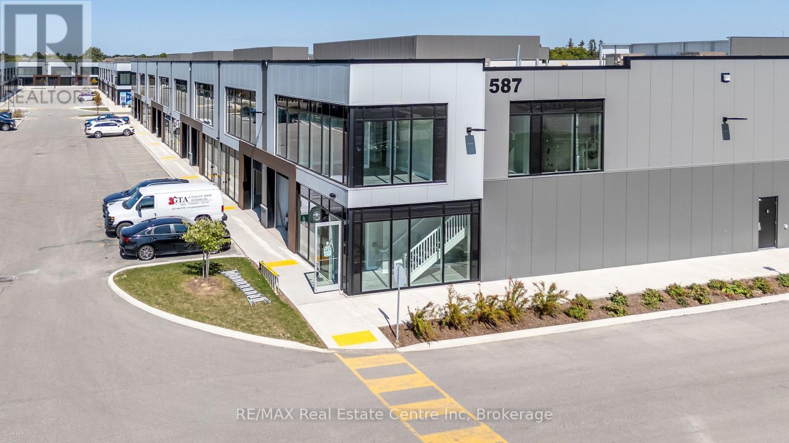 8 - 587 Hanlon Creek Boulevard, Guelph (Kortright Hills), ON