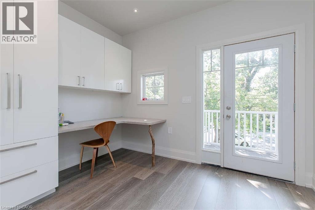 975 Beach Boulevard, Hamilton, ON - Indoor Photo Showing Other Room