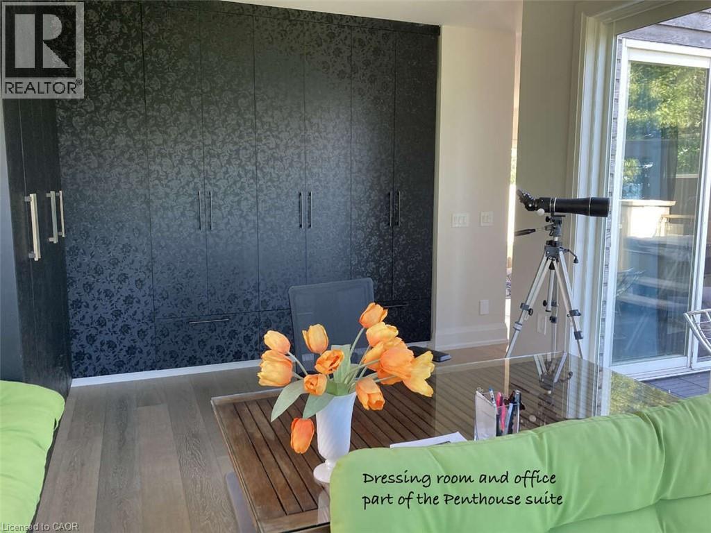 975 Beach Boulevard, Hamilton, ON - Photo Showing Other Room