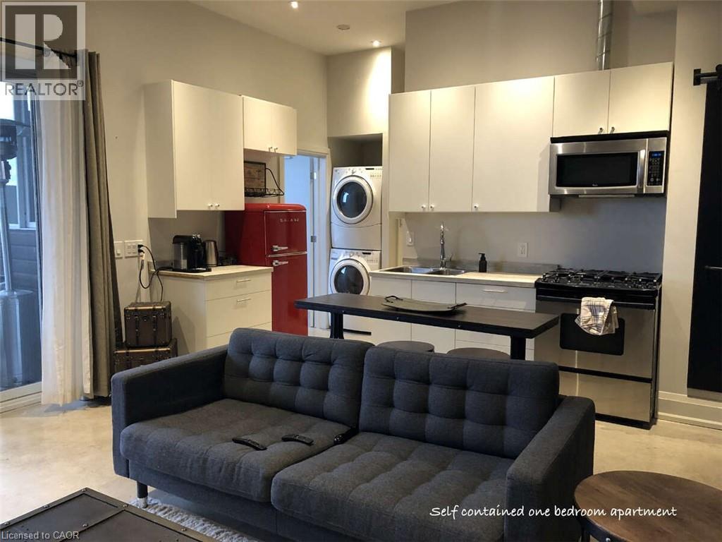 975 Beach Boulevard, Hamilton, ON - Indoor