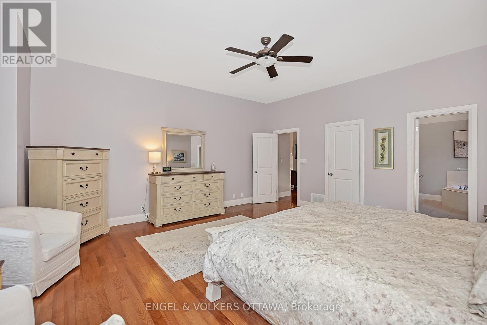 1836 Whitemarsh Crescent, Ottawa, ON - Indoor Photo Showing Bedroom
