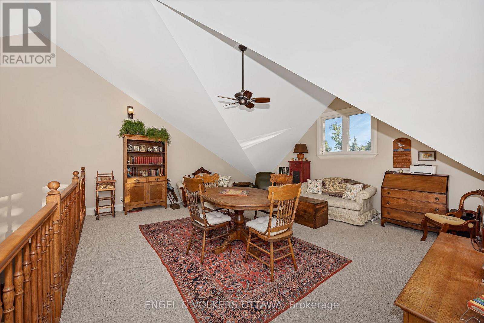 1836 Whitemarsh Crescent, Ottawa, ON - Indoor Photo Showing Other Room