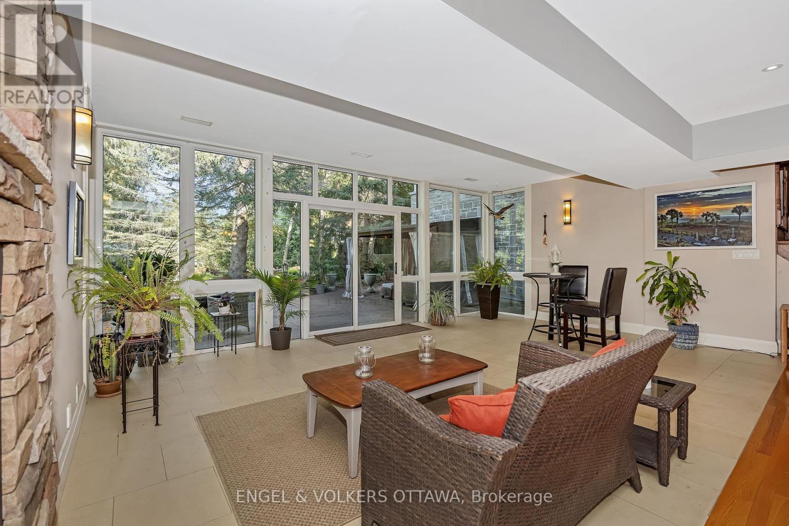 1836 Whitemarsh Crescent, Ottawa, ON - Indoor