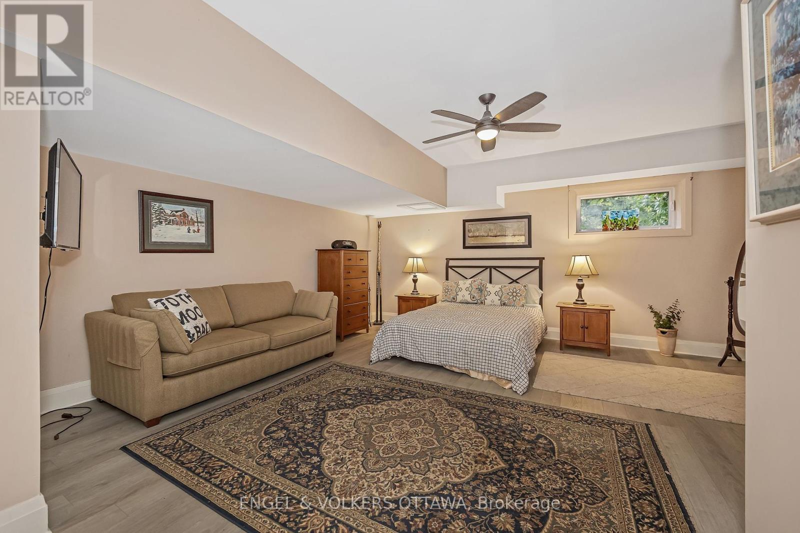 1836 Whitemarsh Crescent, Ottawa, ON - Indoor Photo Showing Bedroom
