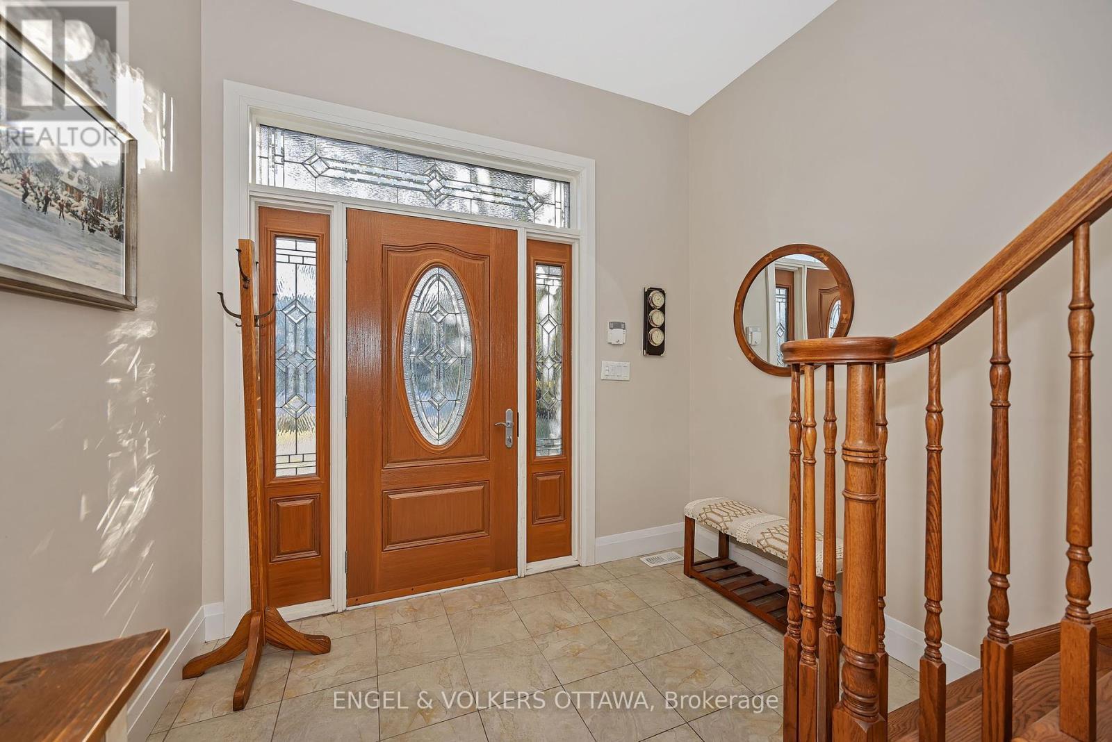 1836 Whitemarsh Crescent, Ottawa, ON - Indoor Photo Showing Other Room
