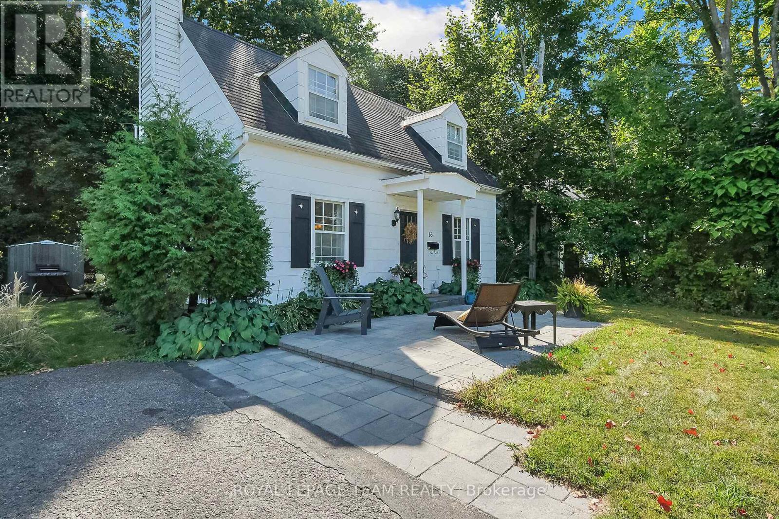 16 Sandridge Road, Ottawa, ON - Outdoor