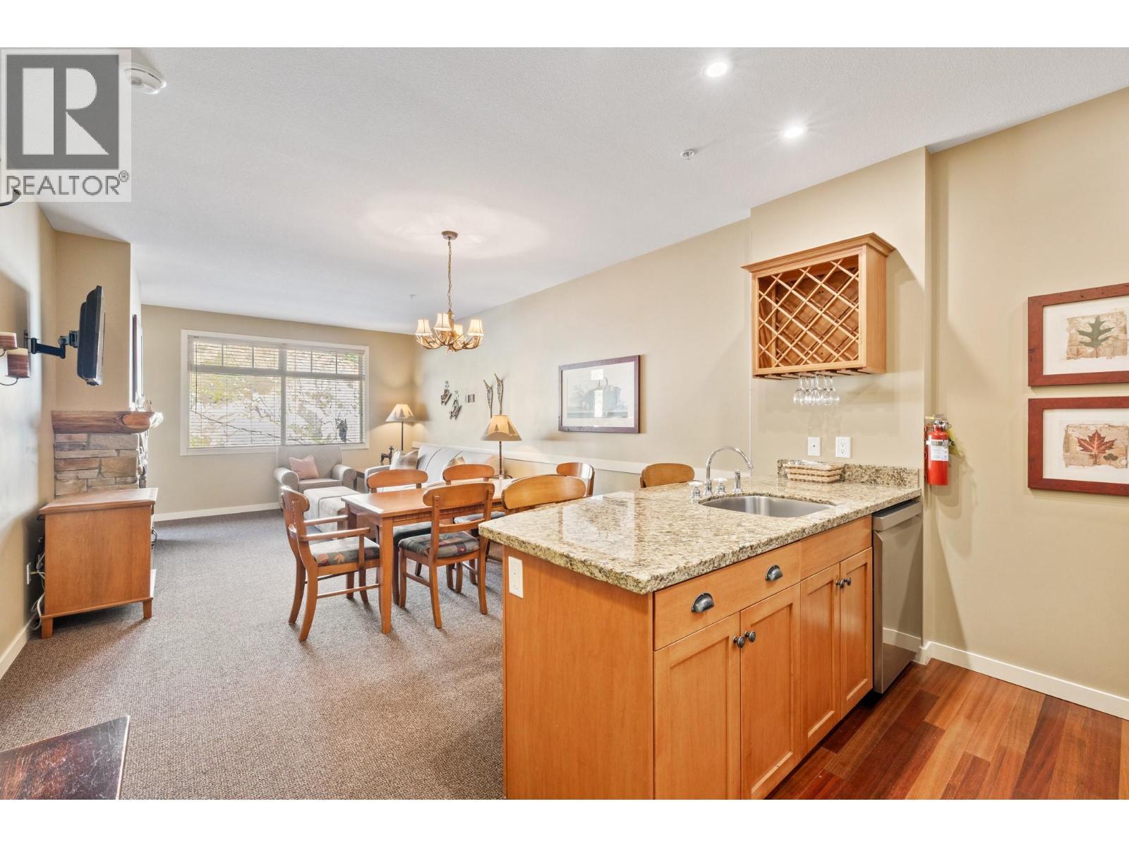 255 Feathertop Way Unit# 202, Big White, BC - Indoor