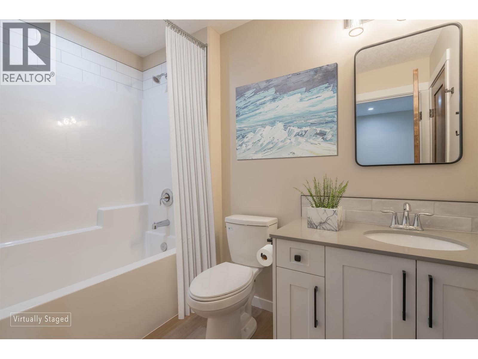 404 7000 Husband Drive, Prince George, BC - Indoor Photo Showing Bathroom
