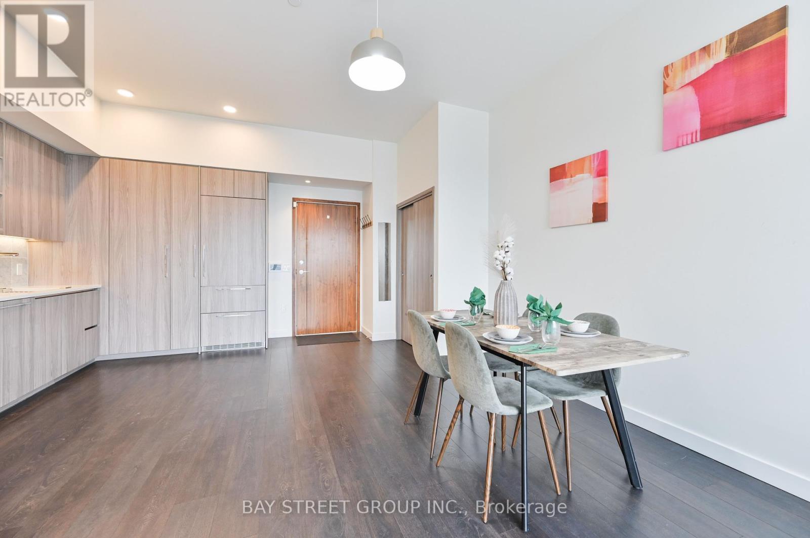 3808 - 85 Mcmahon Drive, Toronto, ON - Indoor Photo Showing Dining Room