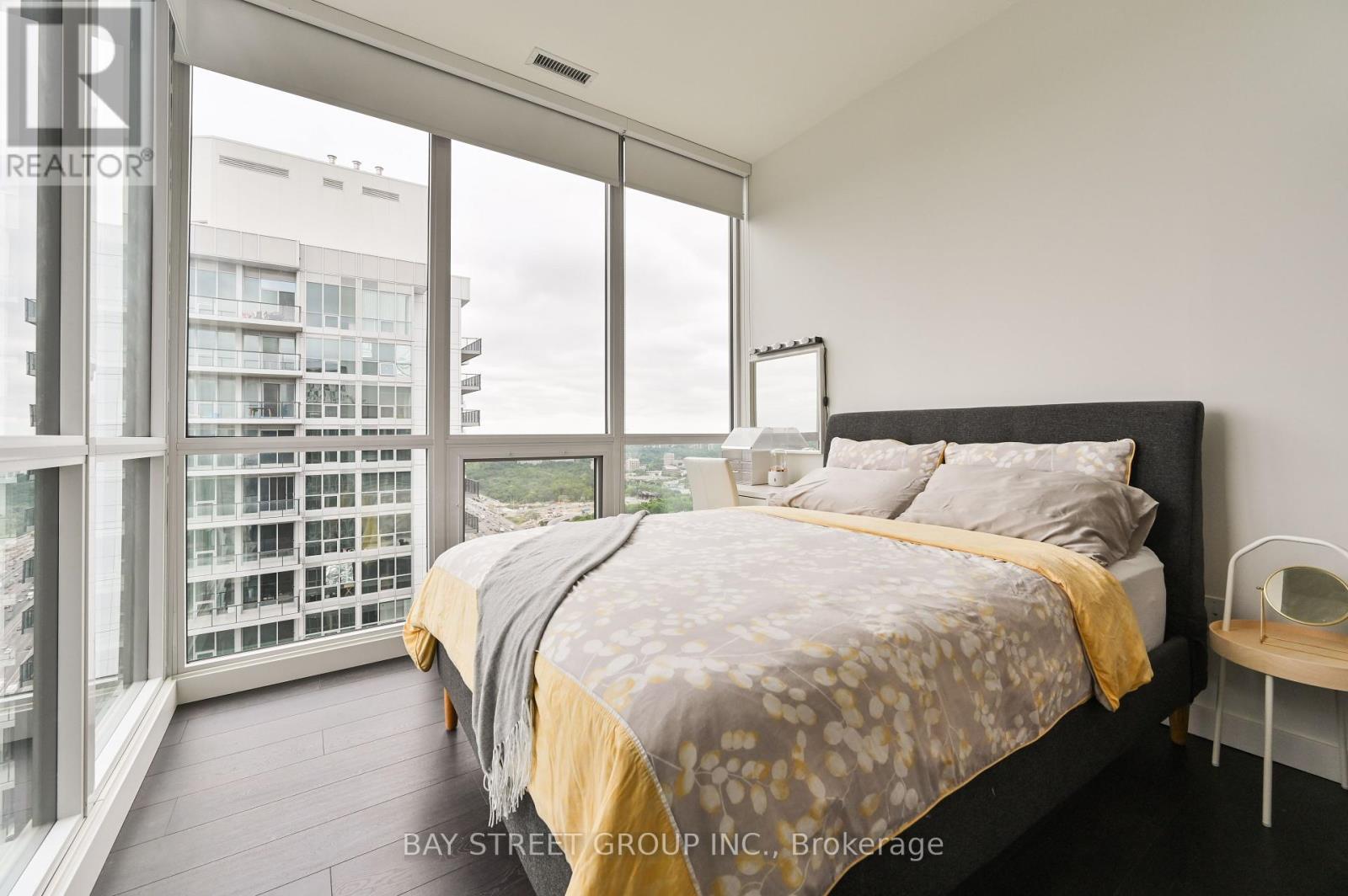 3808 - 85 Mcmahon Drive, Toronto, ON - Indoor Photo Showing Bedroom