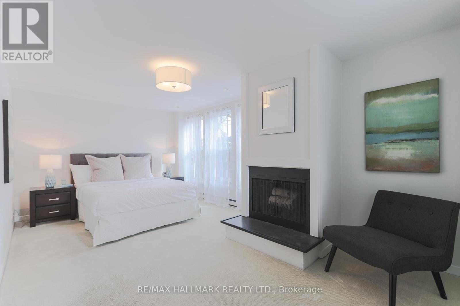 451 Broadview Avenue, Toronto, ON - Indoor Photo Showing Bedroom