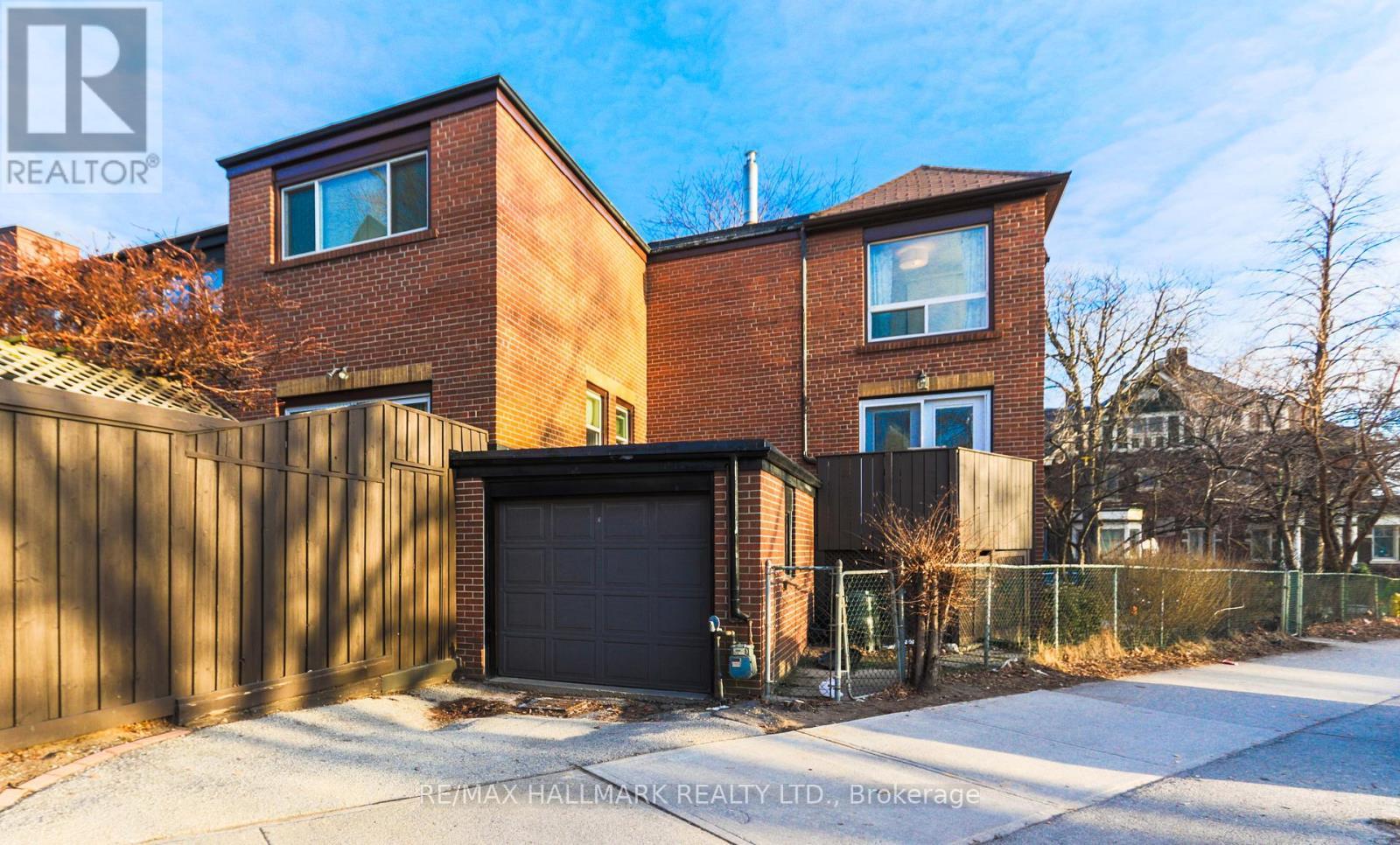 451 Broadview Avenue, Toronto, ON - Outdoor