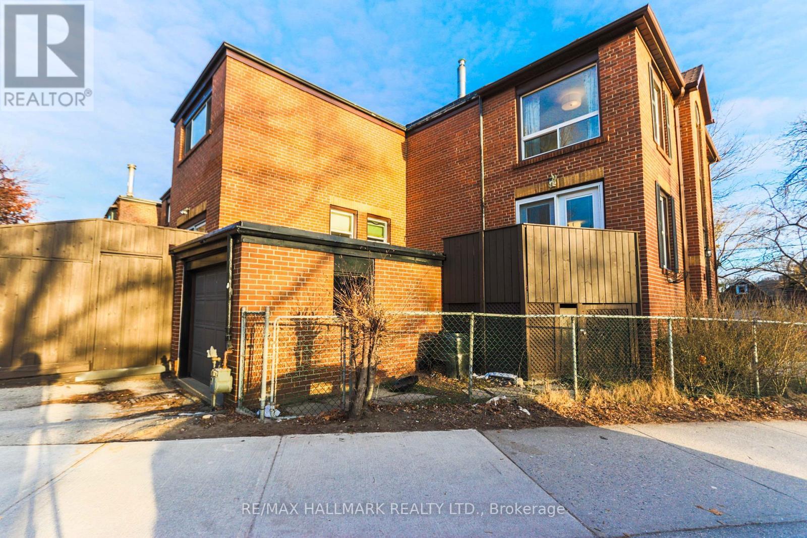 451 Broadview Avenue, Toronto, ON - Outdoor