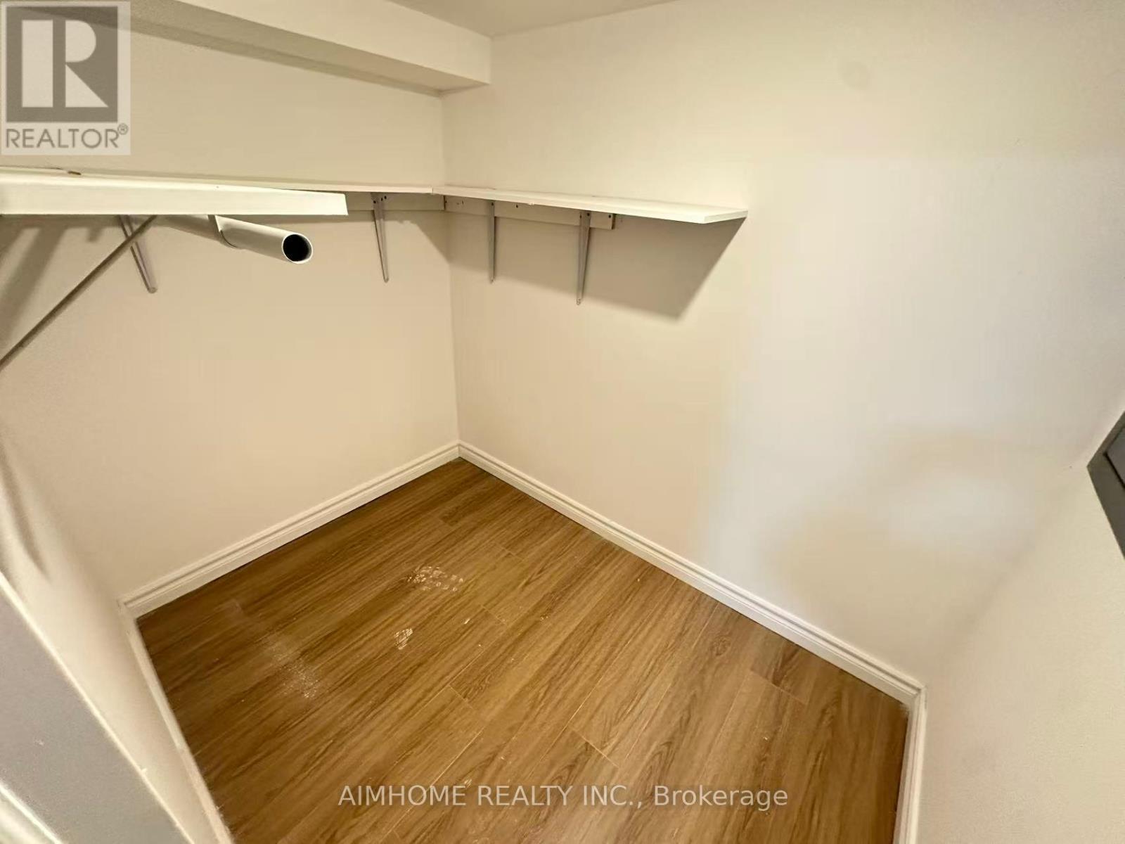 12 Goldsmith Crescent, Newmarket, ON - Indoor Photo Showing Other Room