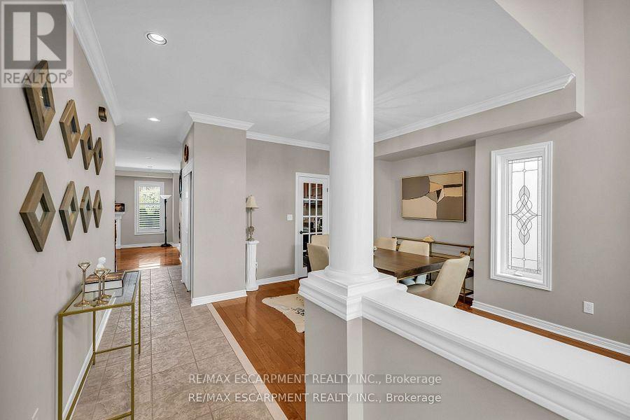 38 Sunbeam Drive, Hamilton, ON - Indoor Photo Showing Other Room