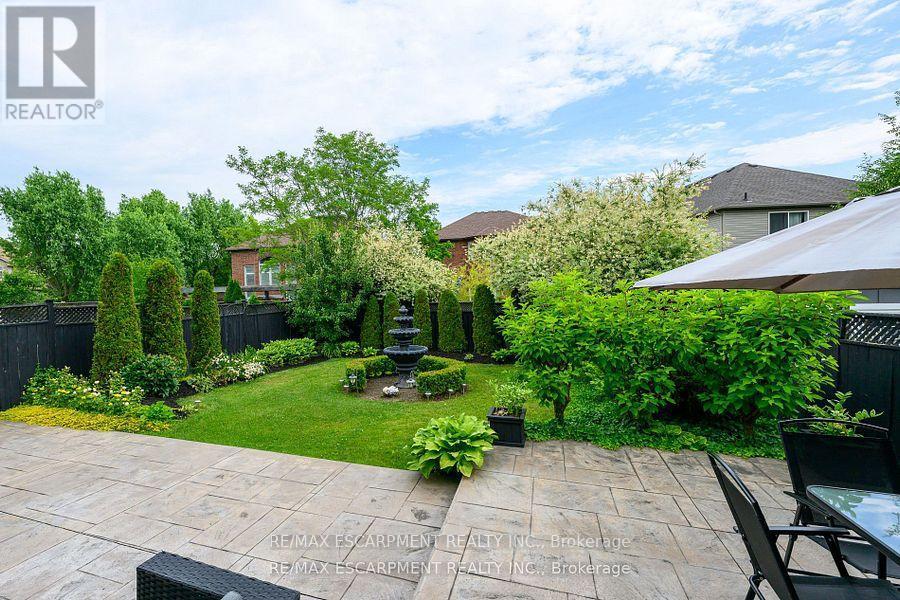 38 Sunbeam Drive, Hamilton, ON - Outdoor