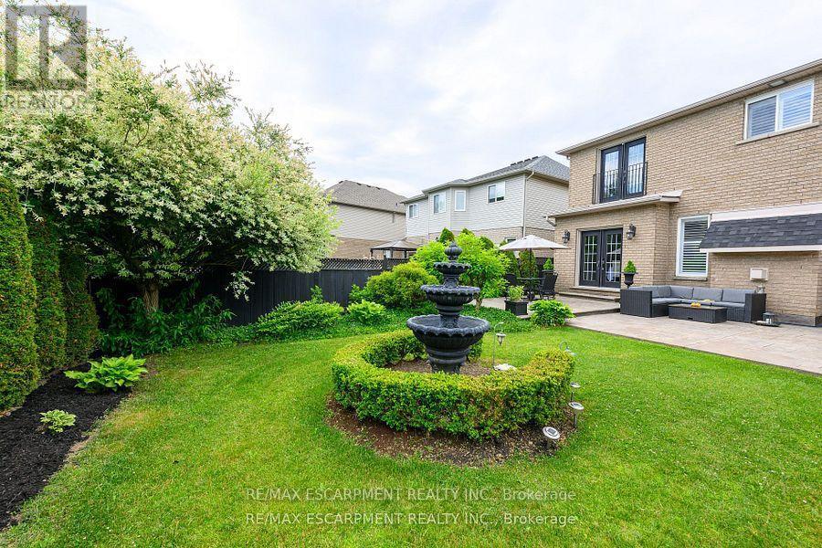 38 Sunbeam Drive, Hamilton, ON - Outdoor
