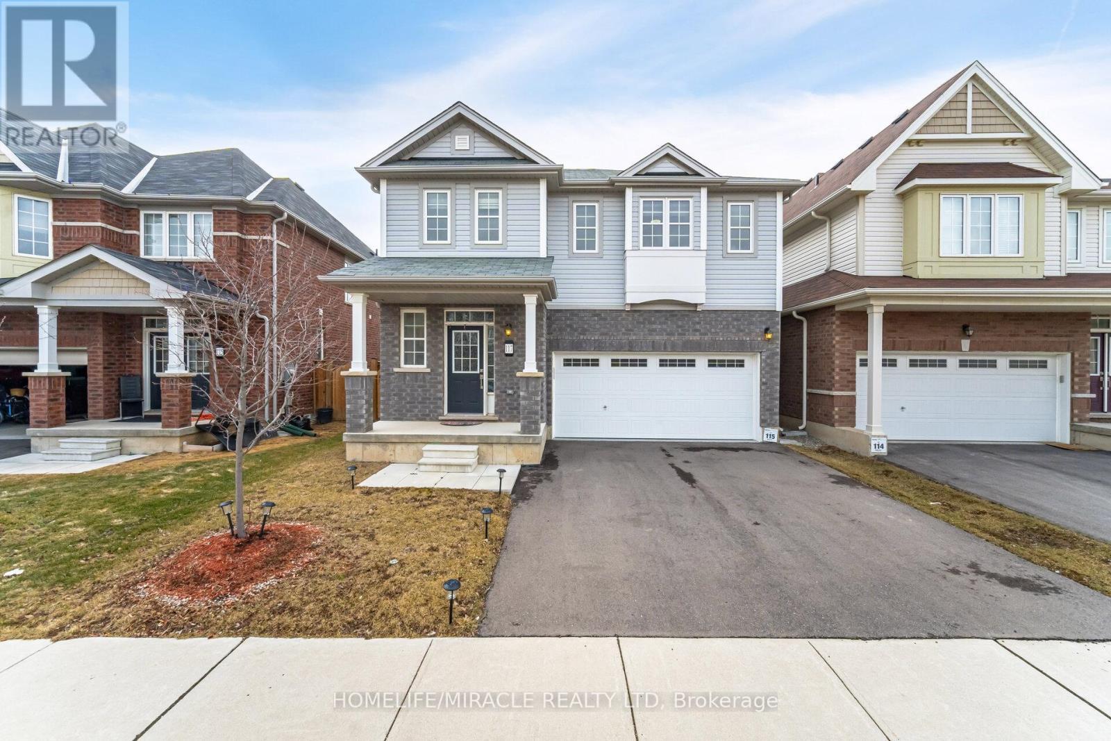 117 Longboat Run W, Brantford, ON - Outdoor With Facade