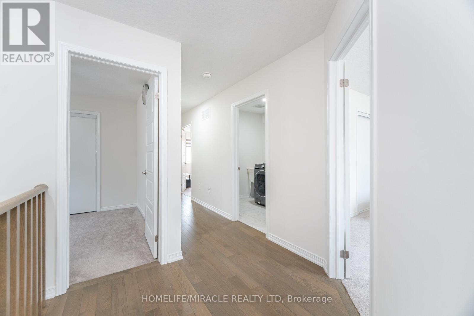 117 Longboat Run W, Brantford, ON - Indoor Photo Showing Other Room