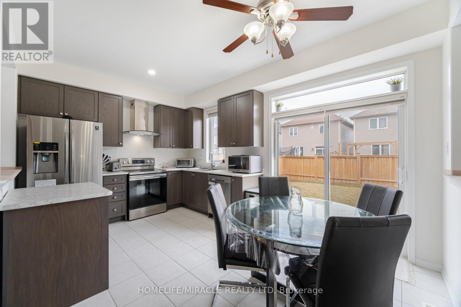 117 Longboat Run W, Brantford, ON - Indoor