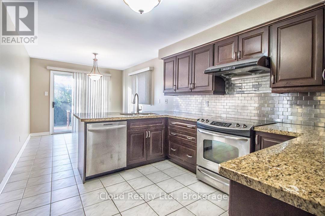 Kitchen & Breakfast Area - 2667 Wynten Way, Oakville, ON - Indoor Photo Showing Kitchen With Upgraded Kitchen