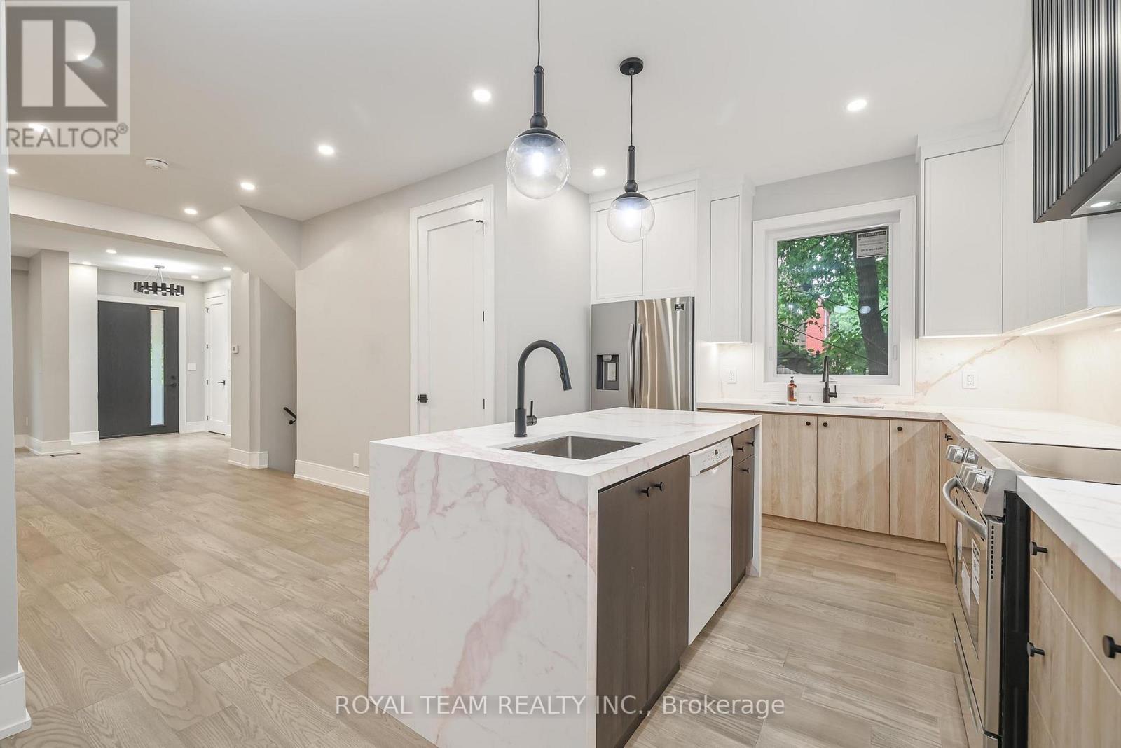 150 St Johns Road, Toronto, ON - Indoor Photo Showing Kitchen With Upgraded Kitchen