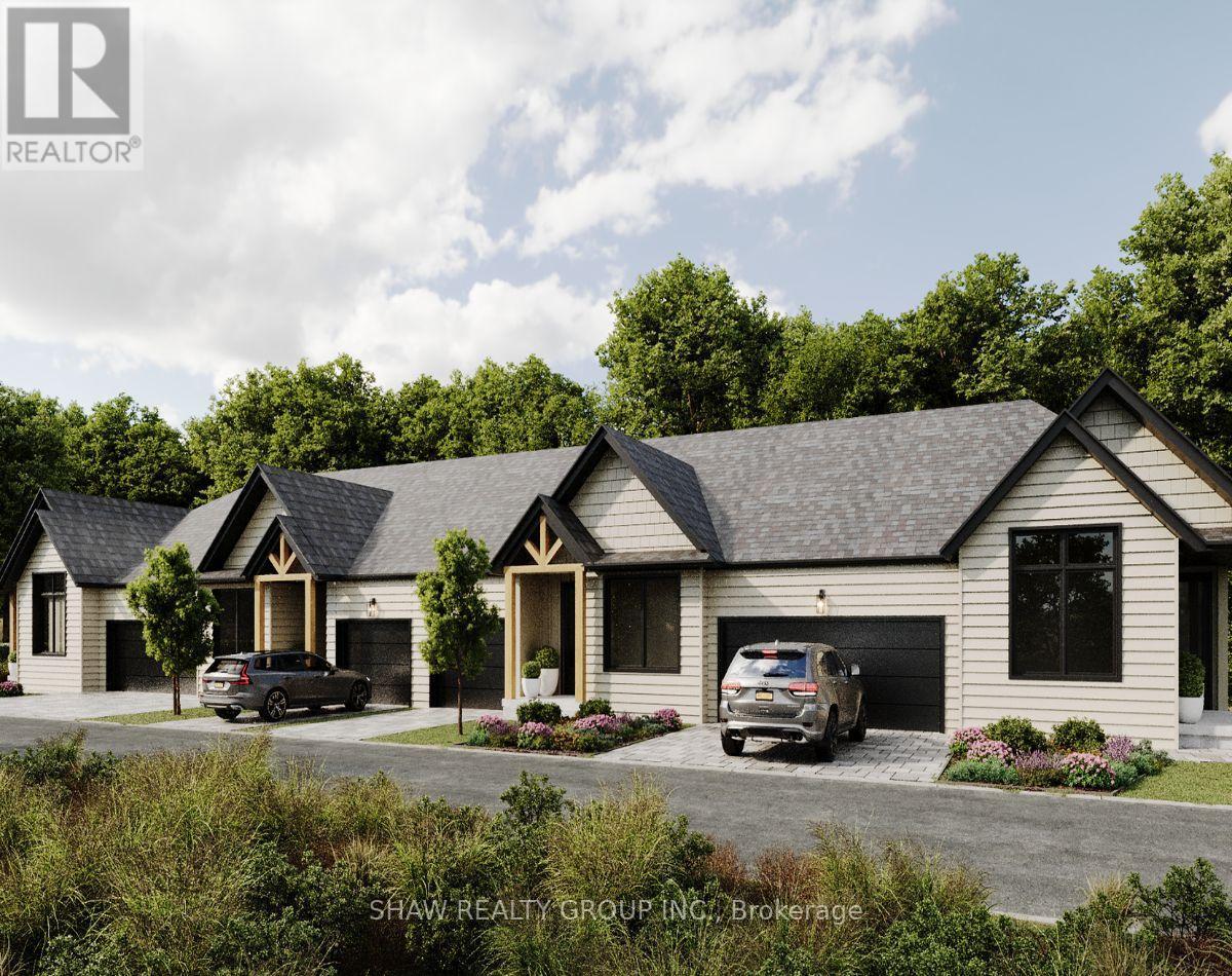 1 - 54 St Andrews Circle, Huntsville, ON - Outdoor With Facade