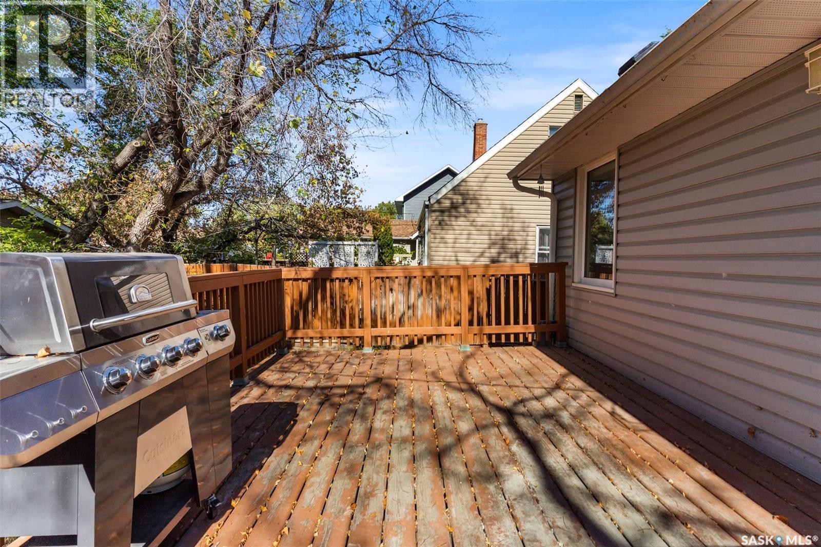 2822 Argyle Street, Regina, SK - Outdoor With Deck Patio Veranda With Exterior