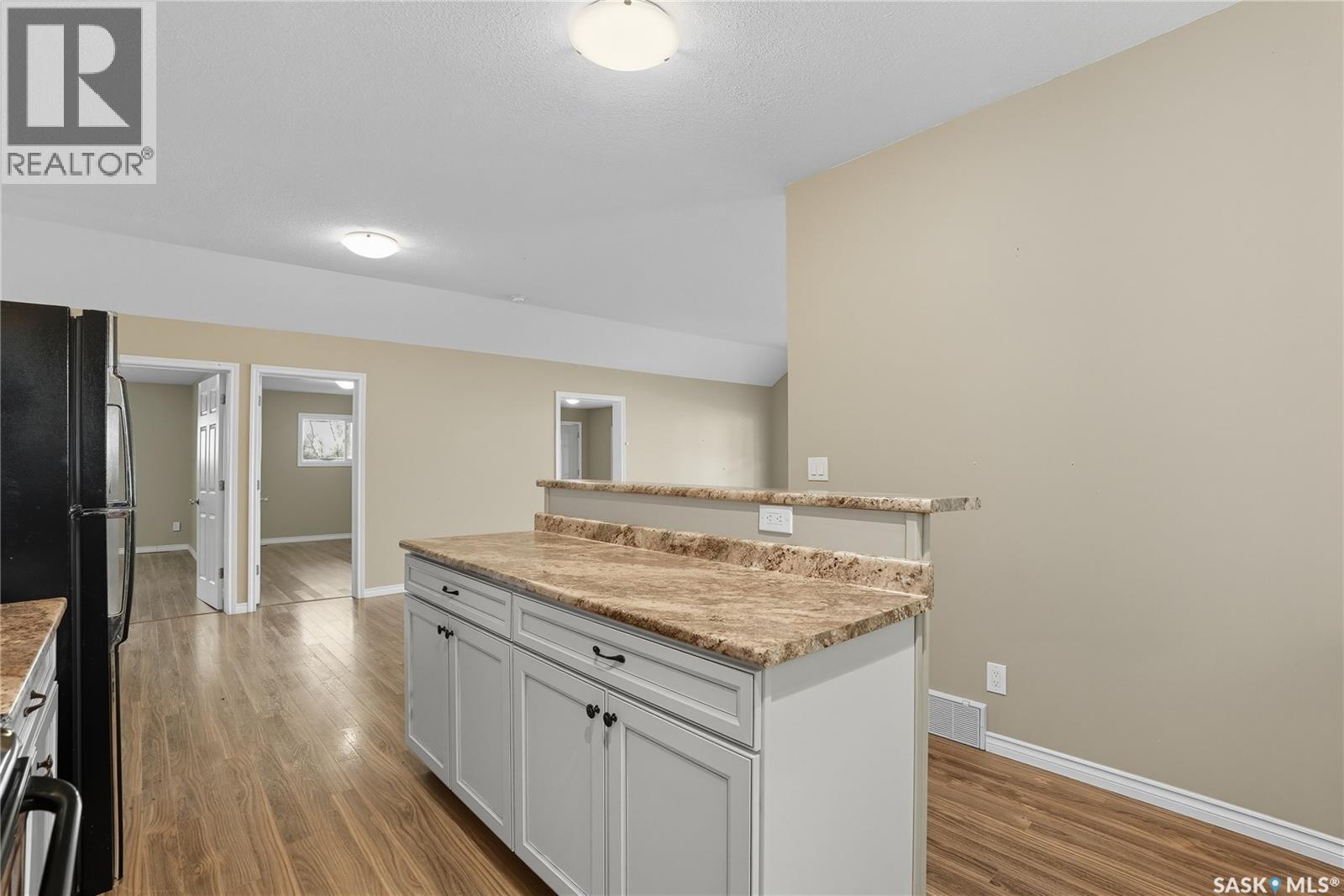 105 Main Street, Harris, SK - Indoor