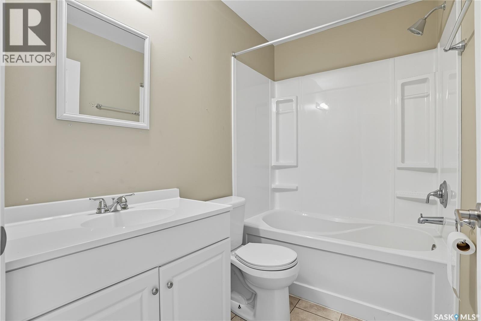 105 Main Street, Harris, SK - Indoor Photo Showing Bathroom