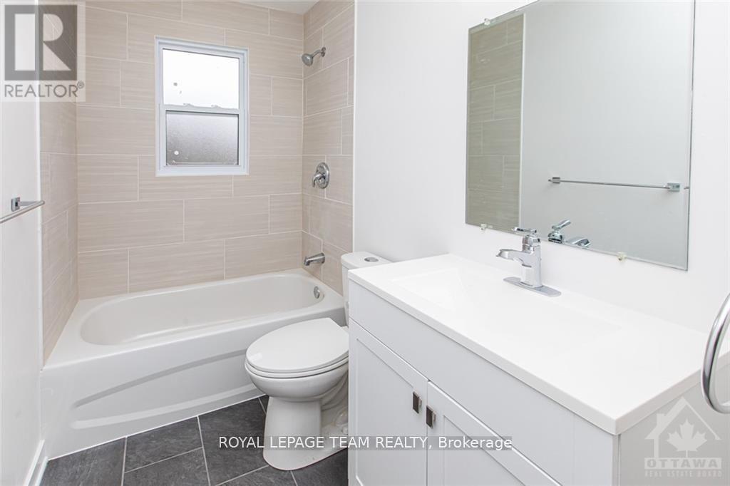 2082 Carp Road, Ottawa, ON