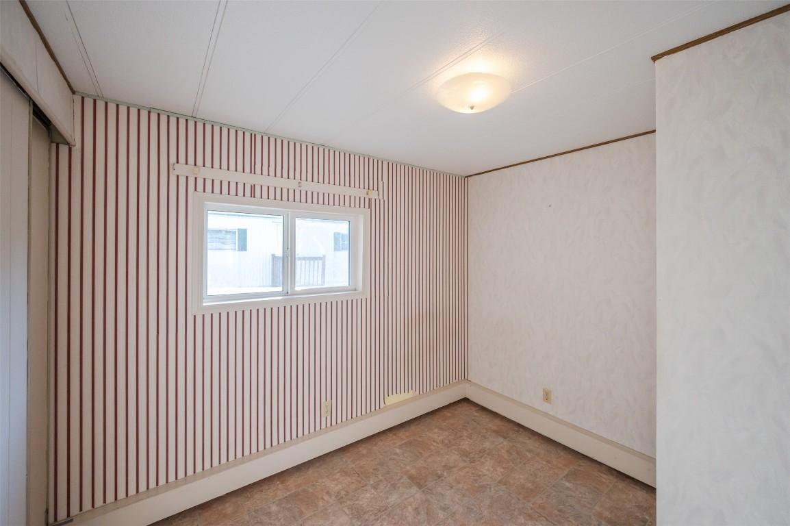 97-98 Okanagan Avenue, Penticton, BC