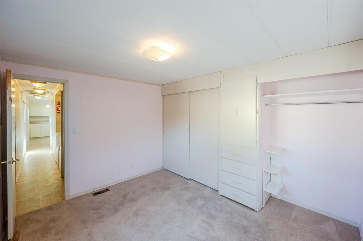 97-98 Okanagan Avenue, Penticton, BC