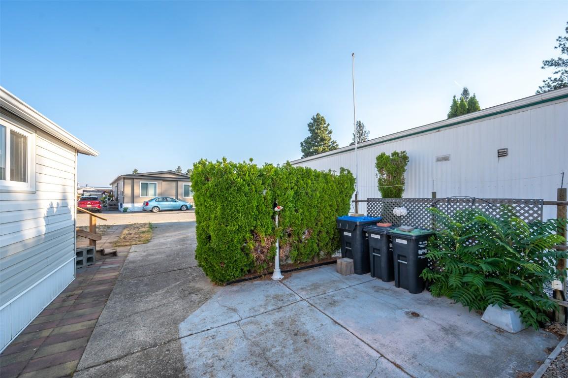 97-98 Okanagan Avenue, Penticton, BC