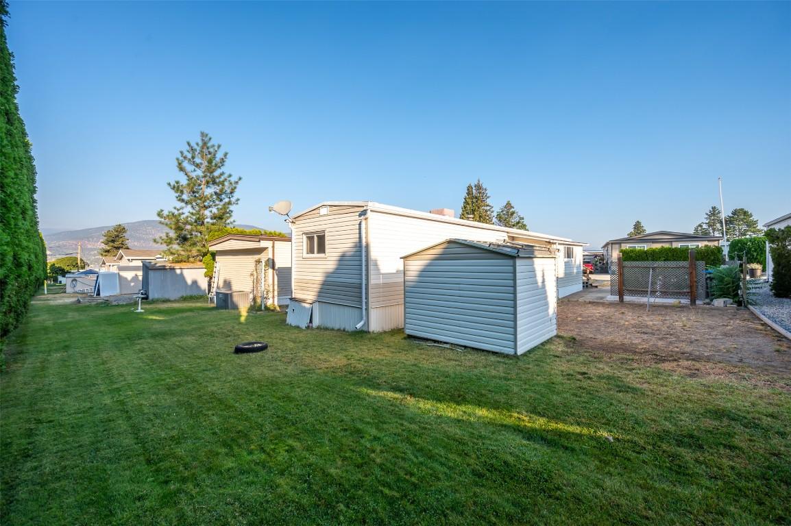 97-98 Okanagan Avenue, Penticton, BC