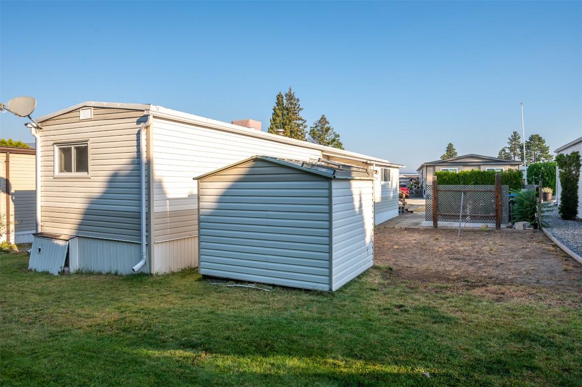 97-98 Okanagan Avenue, Penticton, BC