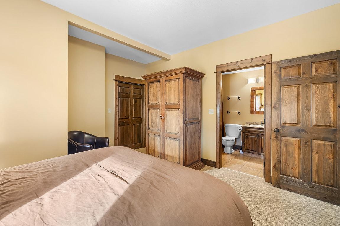 G1-C-1351 Gerry Sorensen Way, Kimberley, BC - Indoor Photo Showing Bedroom