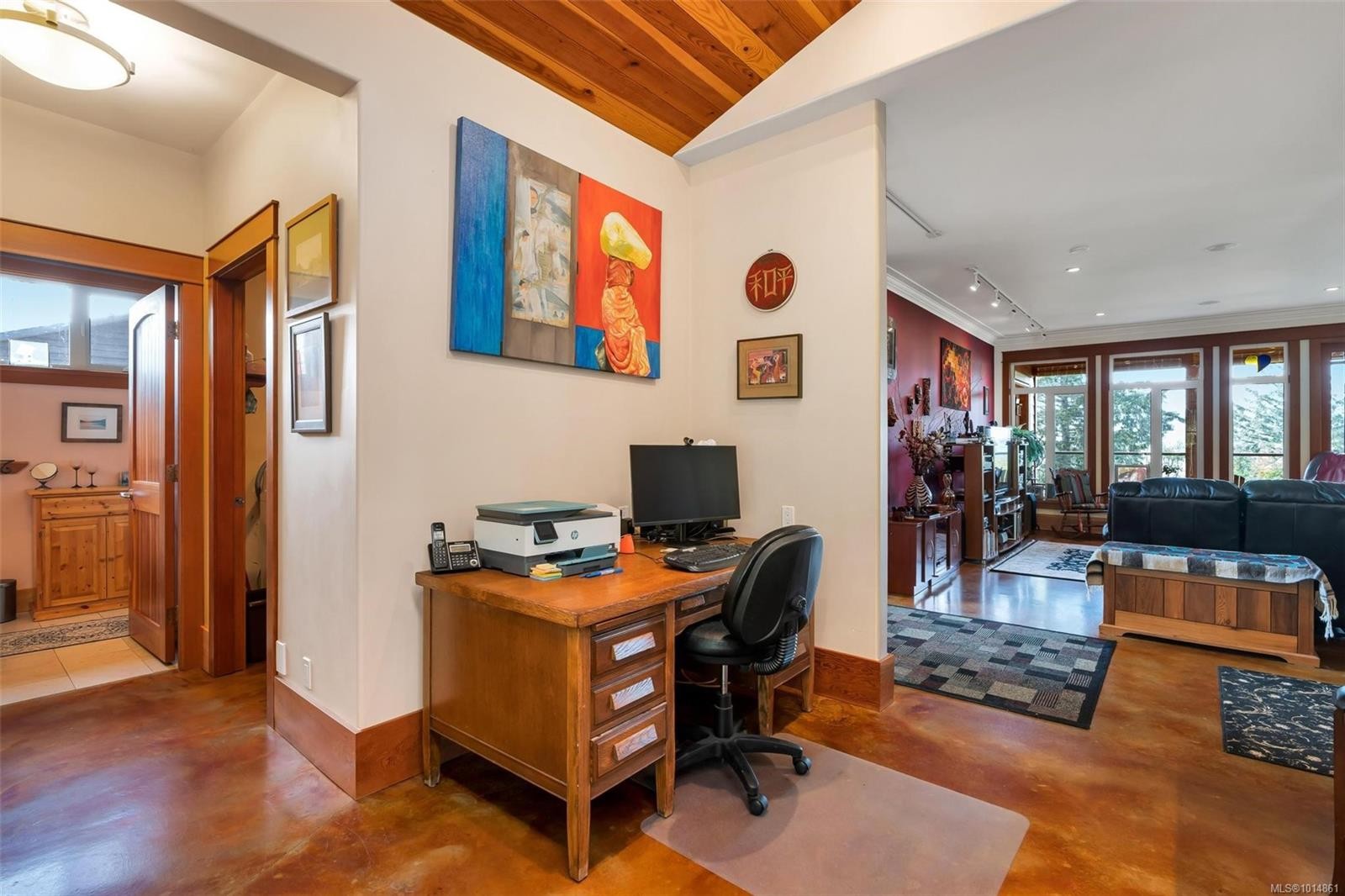 1870 Munsie Rd, Shawnigan Lake, BC