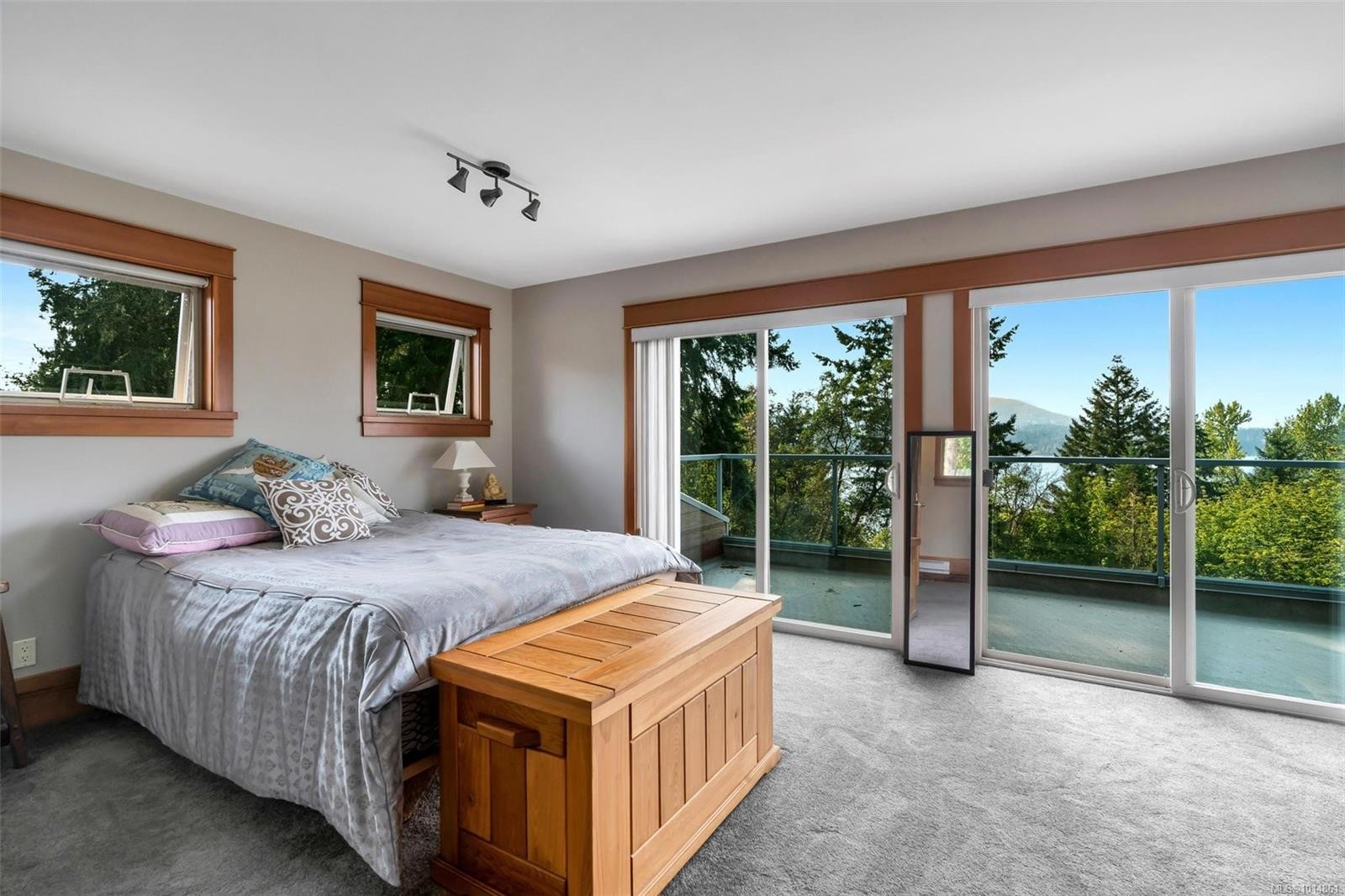 1870 Munsie Rd, Shawnigan Lake, BC