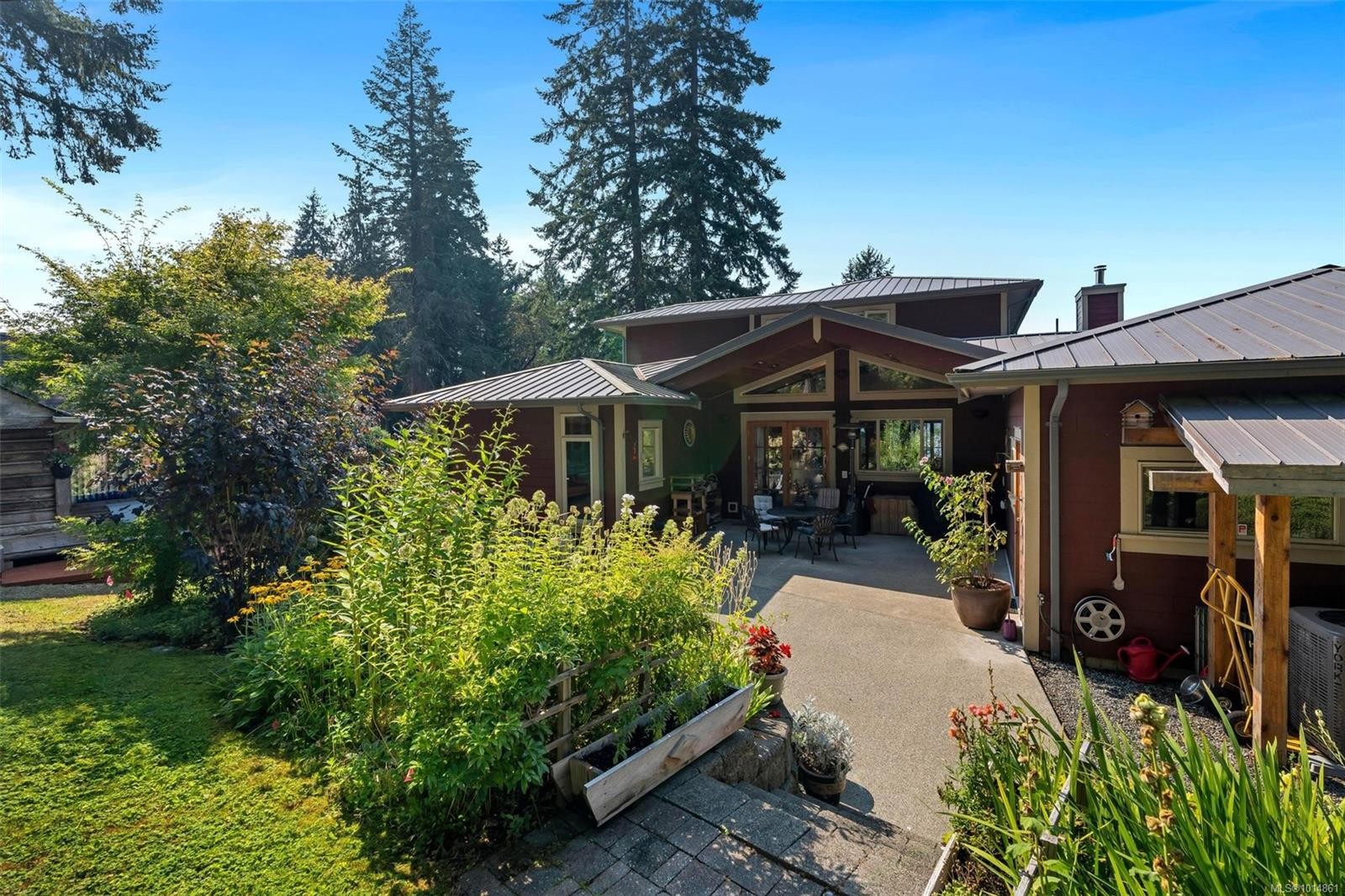 1870 Munsie Rd, Shawnigan Lake, BC