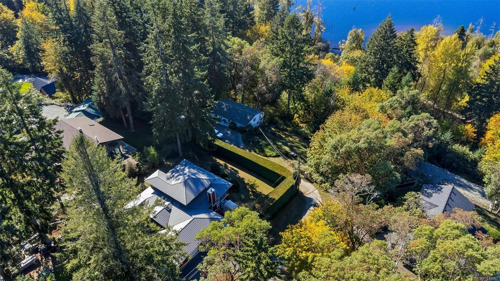 1870 Munsie Rd, Shawnigan Lake, BC