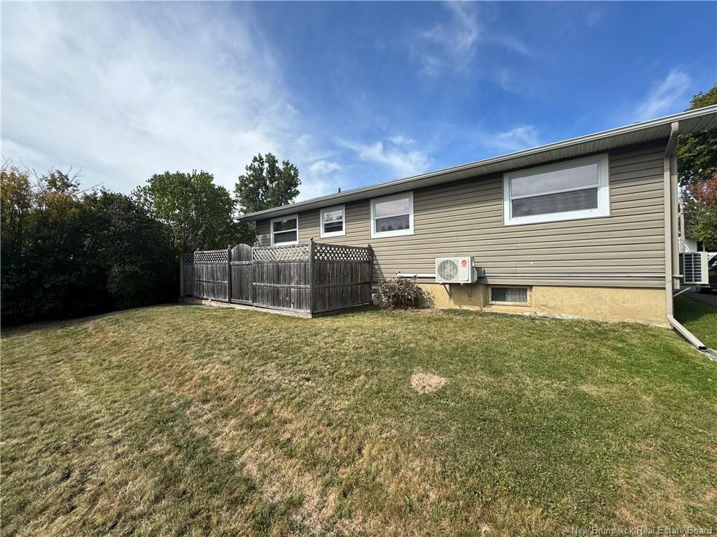38 Vine Ave, Moncton, NB