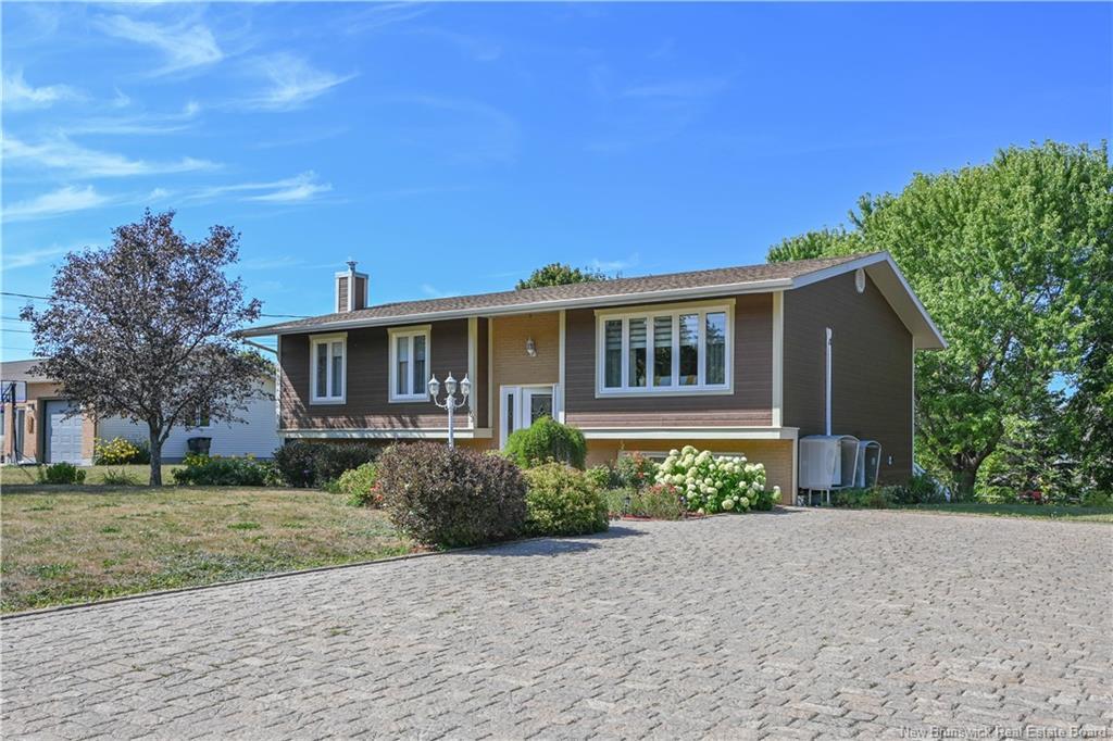 163 Grande-Allée Lane, Caraquet, NB