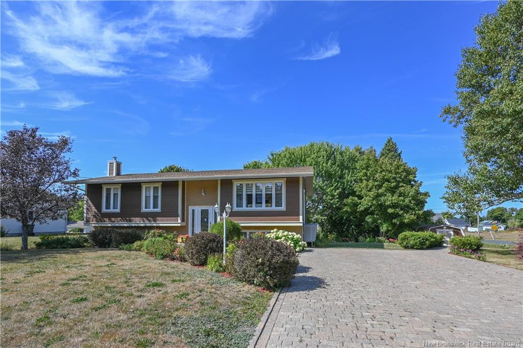 163 Grande-Allée Lane, Caraquet, NB