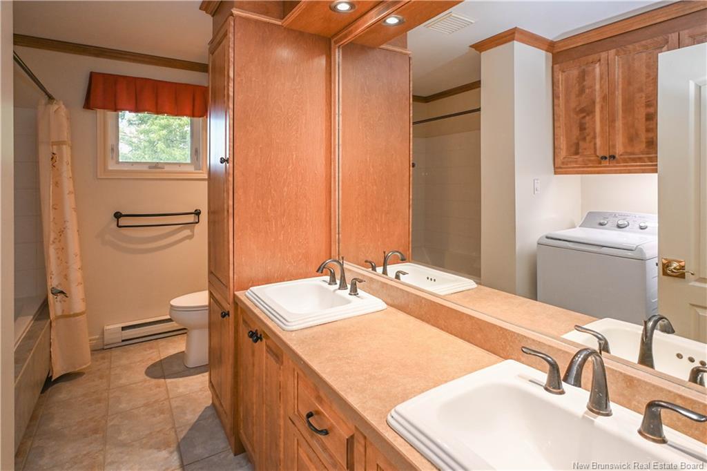 163 Grande-Allée Lane, Caraquet, NB