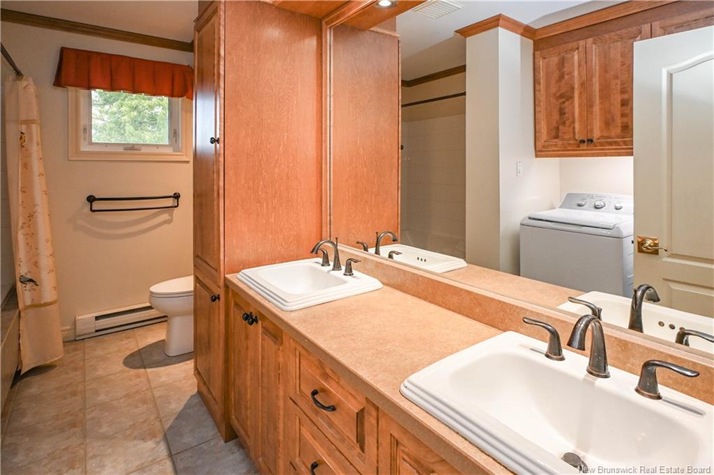 163 Grande-Allée Lane, Caraquet, NB