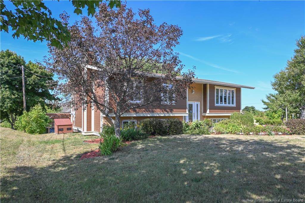 163 Grande-Allée Lane, Caraquet, NB