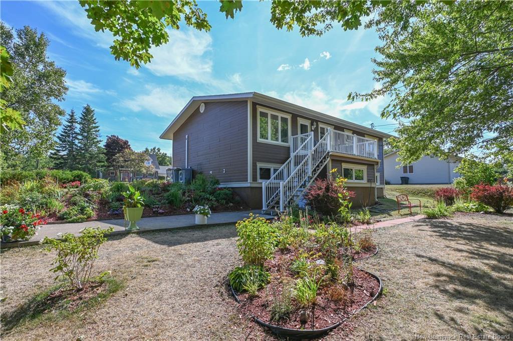 163 Grande-Allée Lane, Caraquet, NB