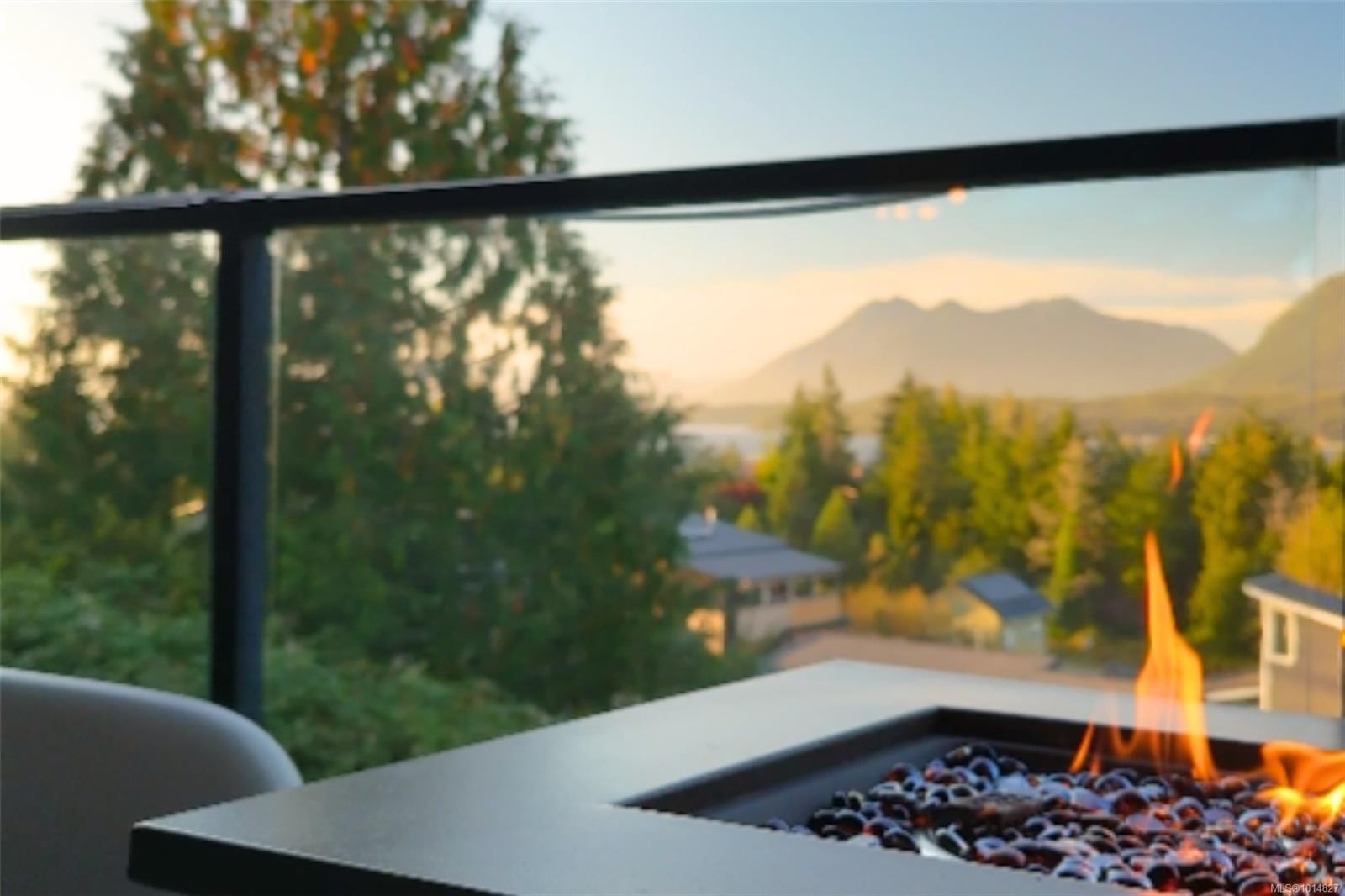 204-591 Pfeiffer Cres, Tofino, BC - Outdoor With View